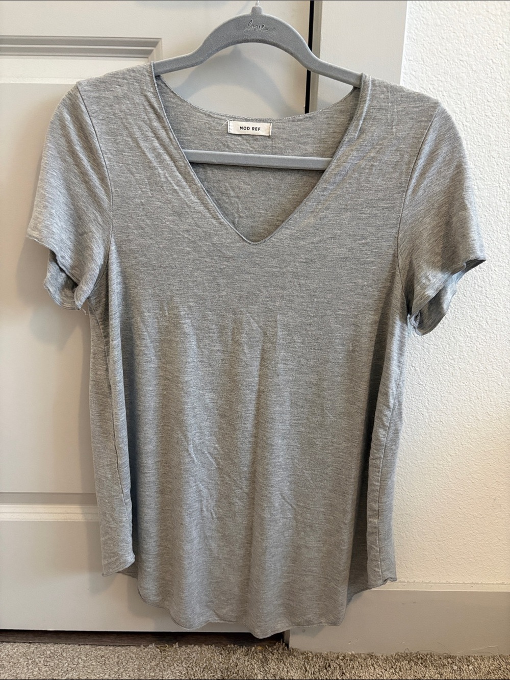 Mod Ref Light Gray V-Neck Short Sleeve Tee